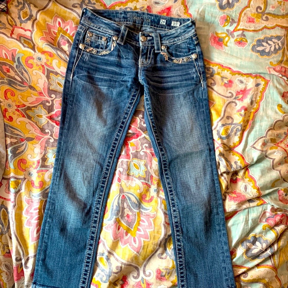 Dark blue signature crop jeans